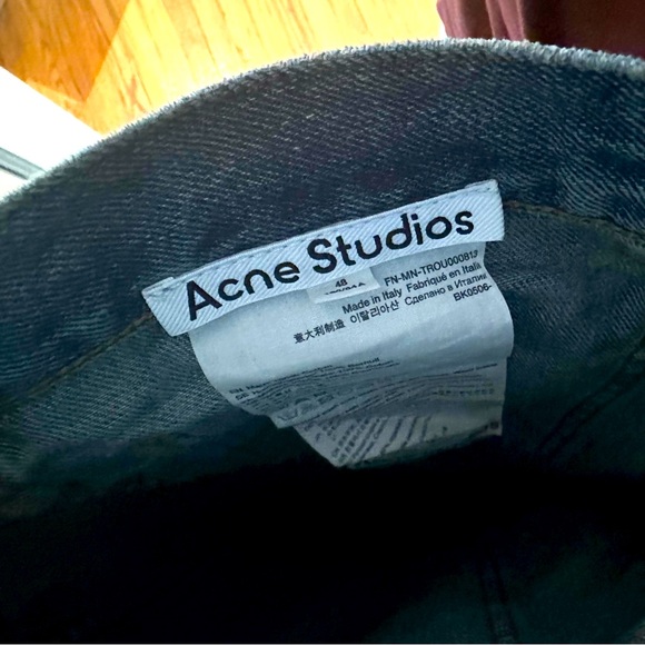 SOLD! Acne printed flared-leg jeans - Picture 2 of 7